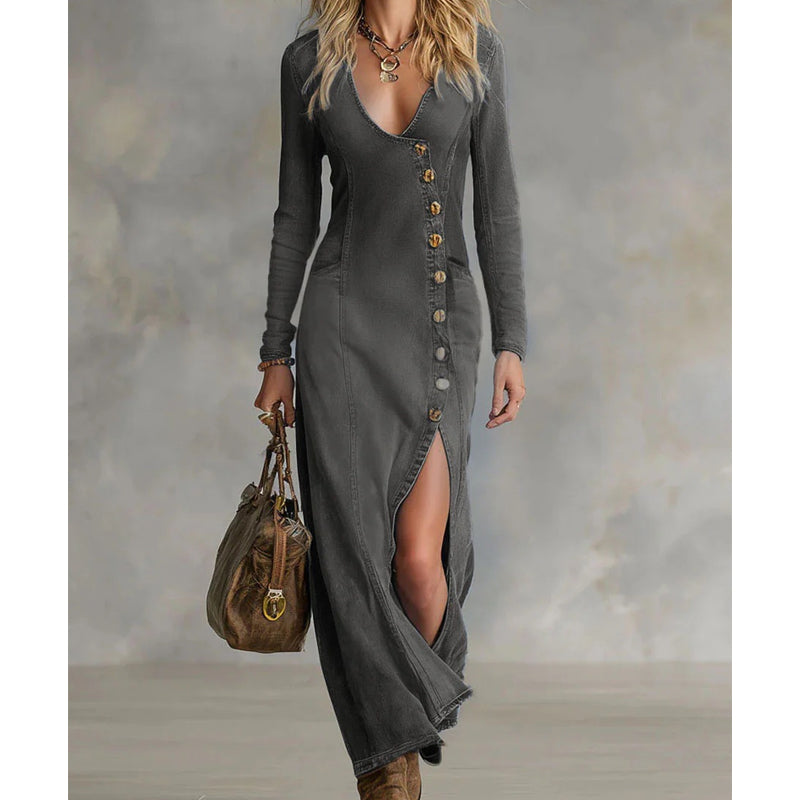 Heidi – Elegant Maxi Dress with Deep V-Neckline and Side Slit