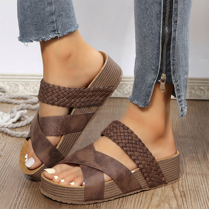 Heidi – Women's Sandals with Low Wedge Heel Made of PU for All-Day Comfort