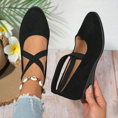 Elise — Elegant women's shoes with comfortable stretch strap