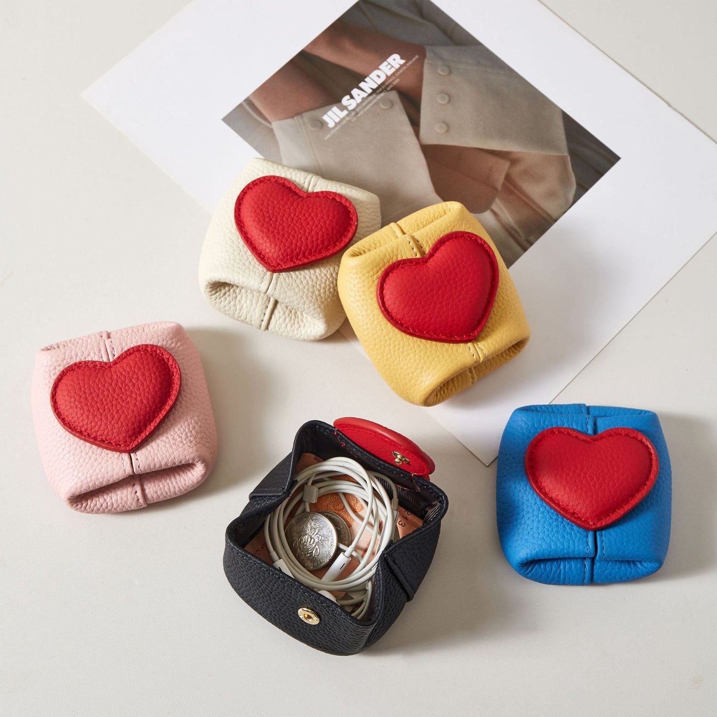 VeloHeart Mini Wallet — Elegant Style, Lasting Trust