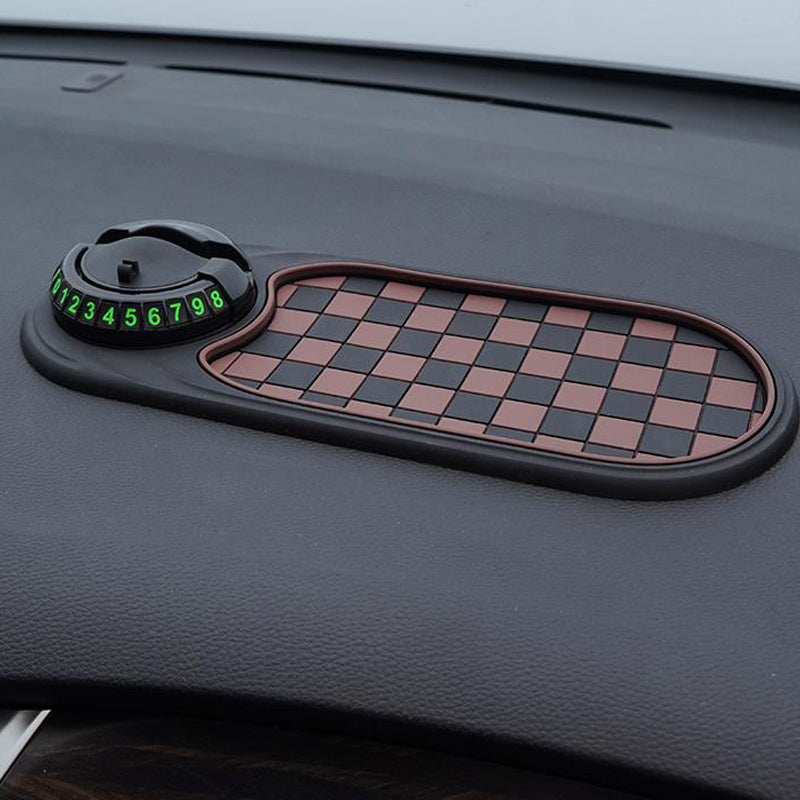 Figures for the Car Dashboard — Facilitate Access, Improve Control
