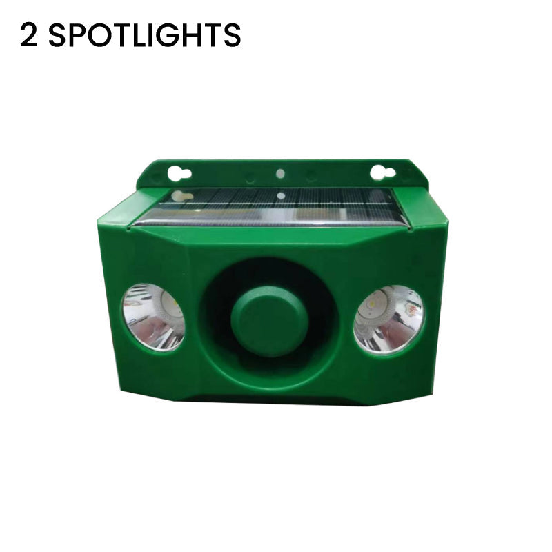 Solar-powered protective lights – Fearlessly defend your garden