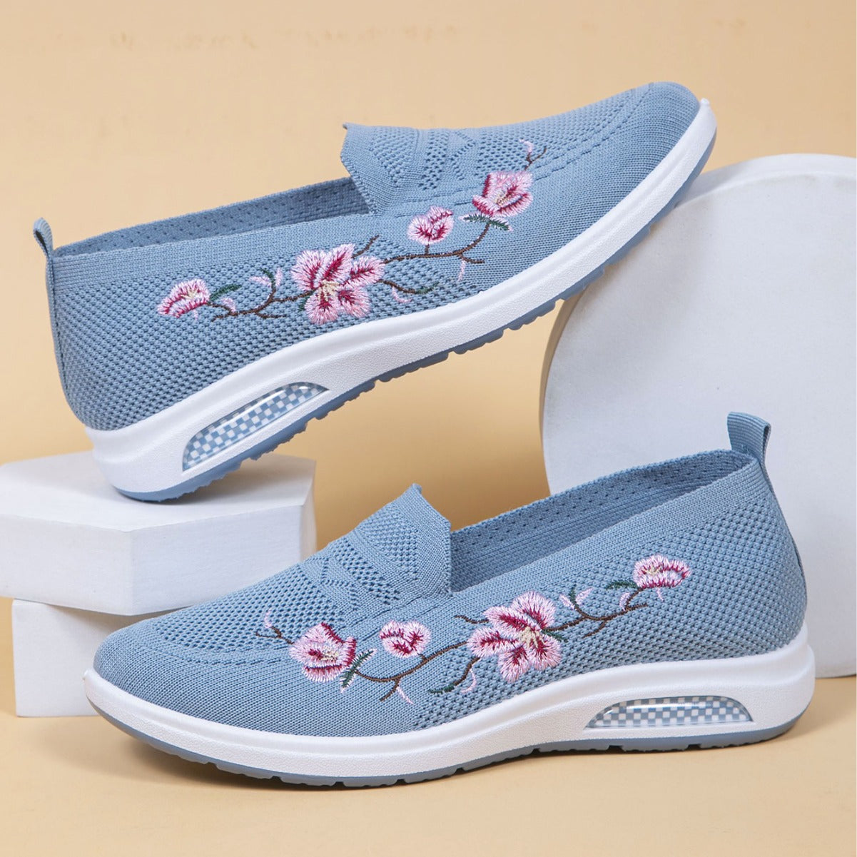 Leni — Women's Breathable Sneakers with Floral Embroidery