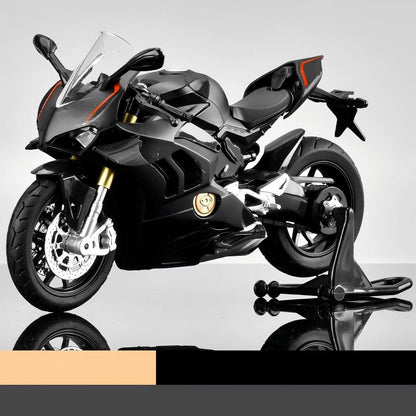 IronVibe Motorcycle in 1:12 Scale — Experience Captivating Realism