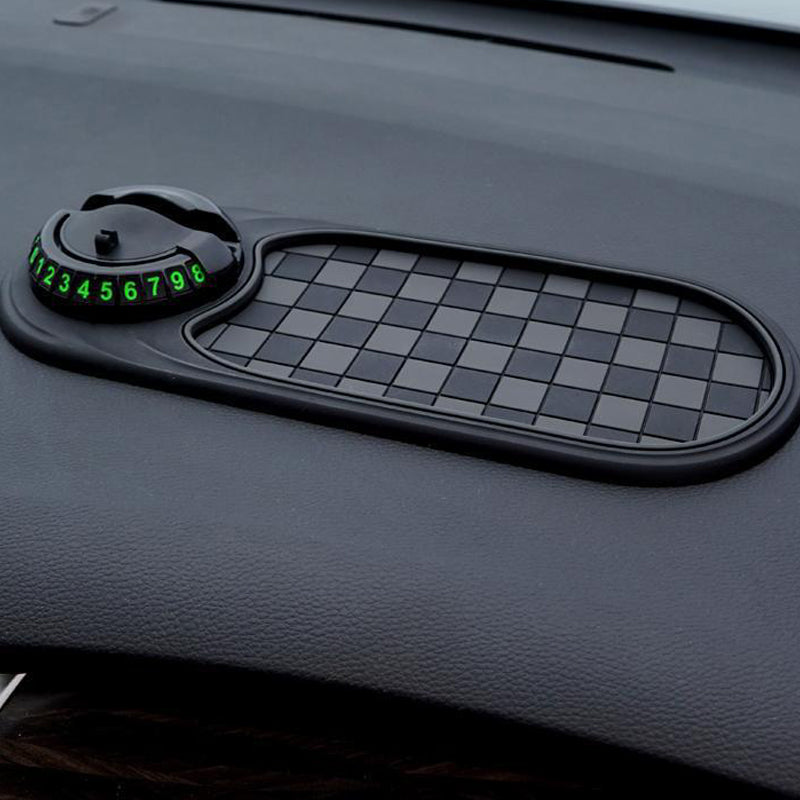 Figures for the Car Dashboard — Facilitate Access, Improve Control