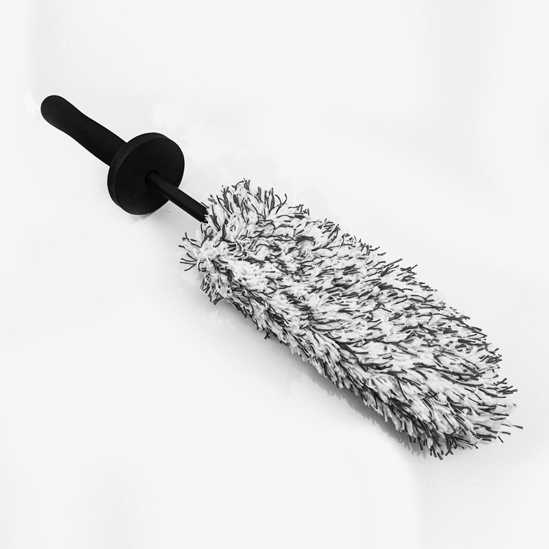 WheelGlow — Microfiber Rim Brush | 1+1 FREE