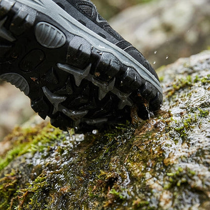 RidgeWalker — Lightweight Hiking Shoes with Robust Toe Protection