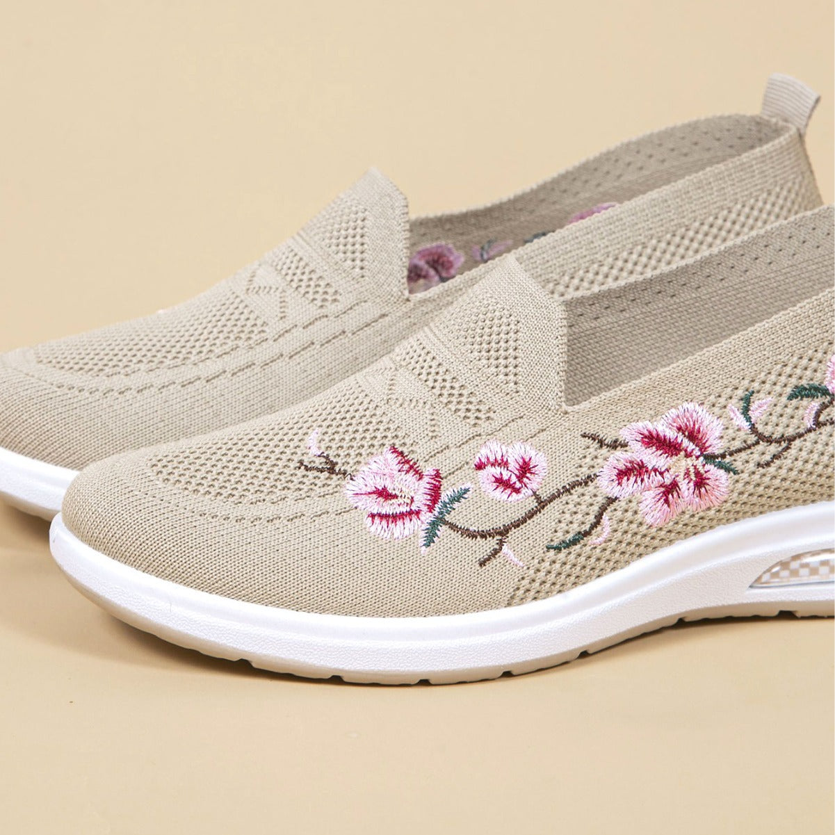 Leni — Women's Breathable Sneakers with Floral Embroidery