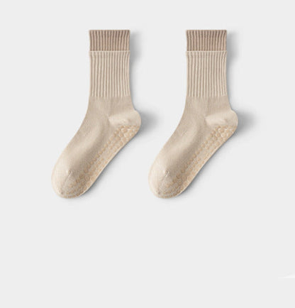 Amelia — Pilates Grip Socks Made of Breathable Cotton Blend Fabric