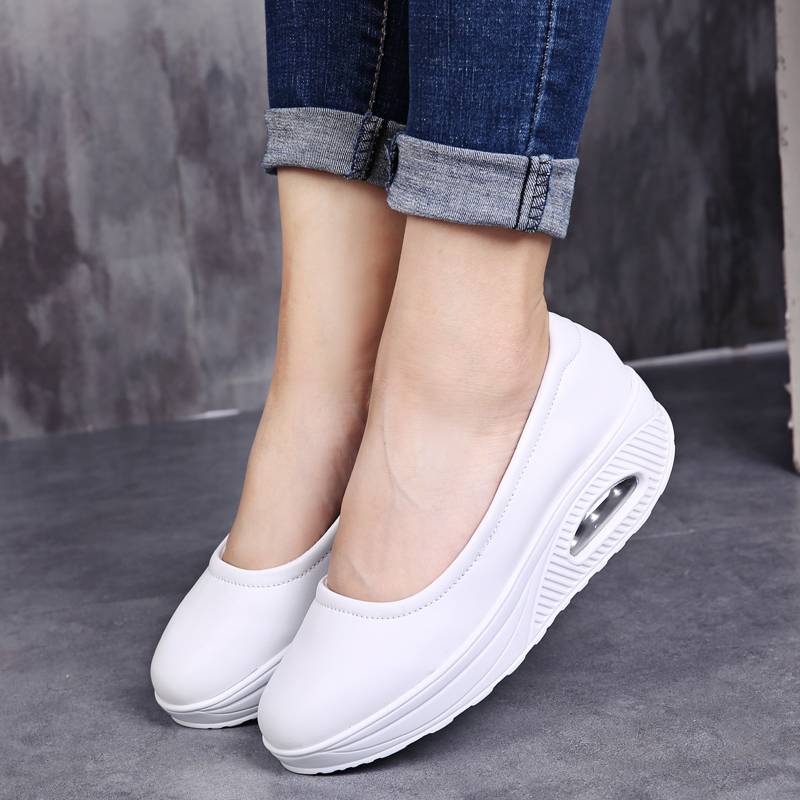 Mara – Breathable Care Shoes with Arch Support