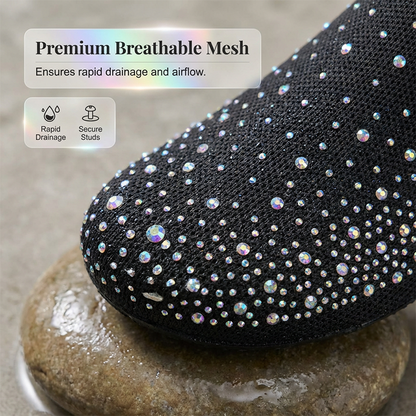 Fascinating water shoes with breathable mesh and non-slip sole