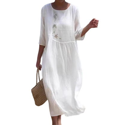 Maya – Casual Midi Dress with Delicate Embroidery