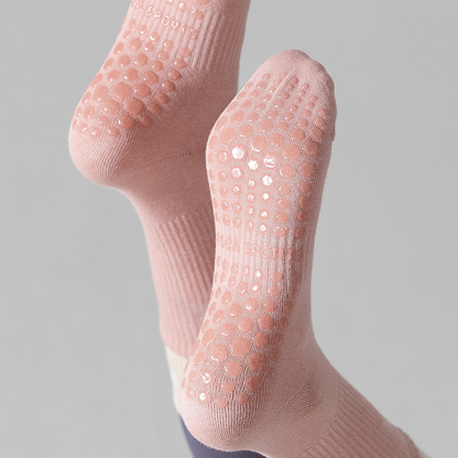 Amelia — Pilates Grip Socks Made of Breathable Cotton Blend Fabric