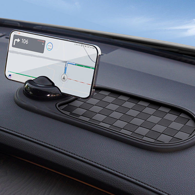 Figures for the Car Dashboard — Facilitate Access, Improve Control