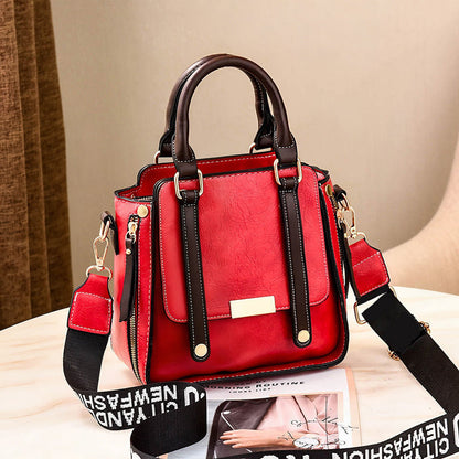 Vintage Crossbody — Effortless Style Confidence