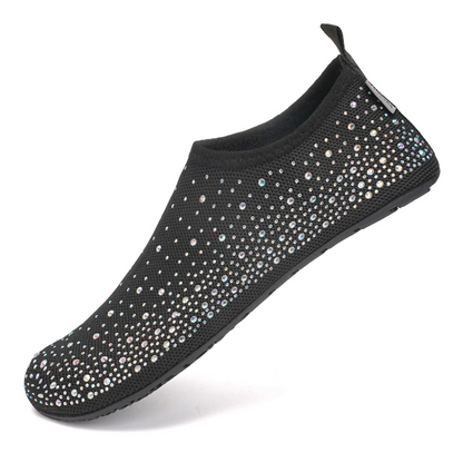 Fascinating water shoes with breathable mesh and non-slip sole