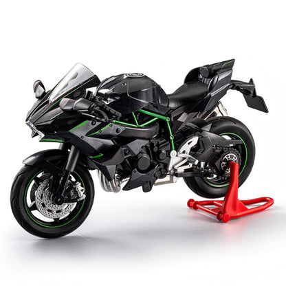 IronVibe Motorcycle in 1:12 Scale — Experience Captivating Realism