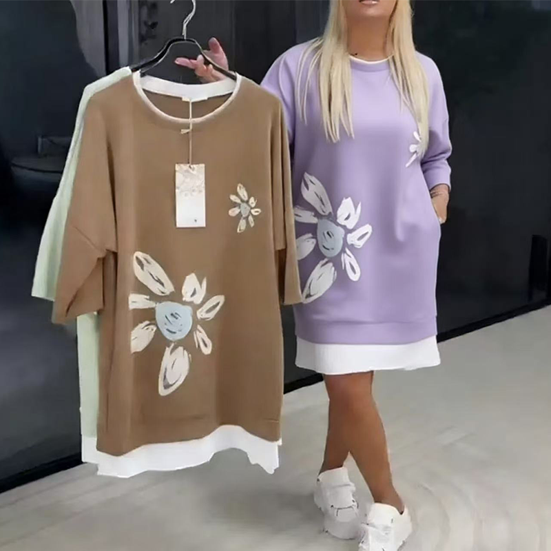 Heidi – Two-Piece Knitted Dress with Floral Pattern and Loose Fit