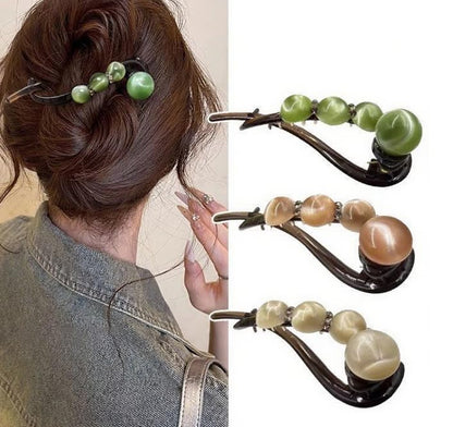Rose — Feather-light hair accessory with secure hold and pearl detail