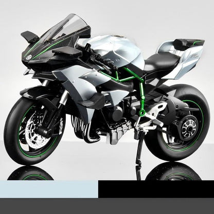 IronVibe Motorcycle in 1:12 Scale — Experience Captivating Realism