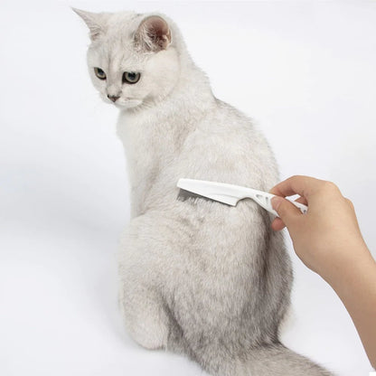 Precision Comb for Pets – Pain-Free Shine Enhancement
