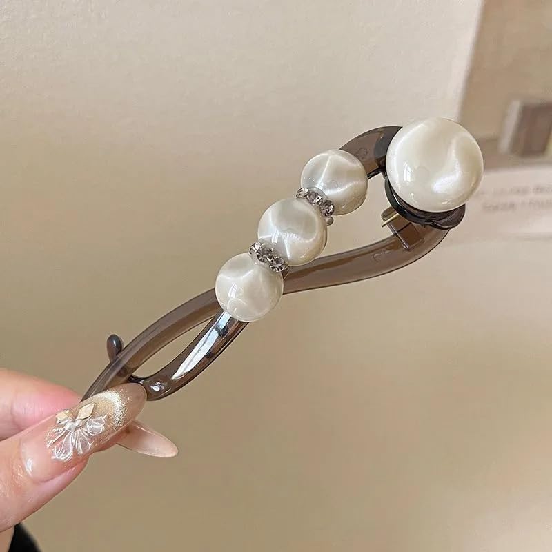 Rose — Feather-light hair accessory with secure hold and pearl detail