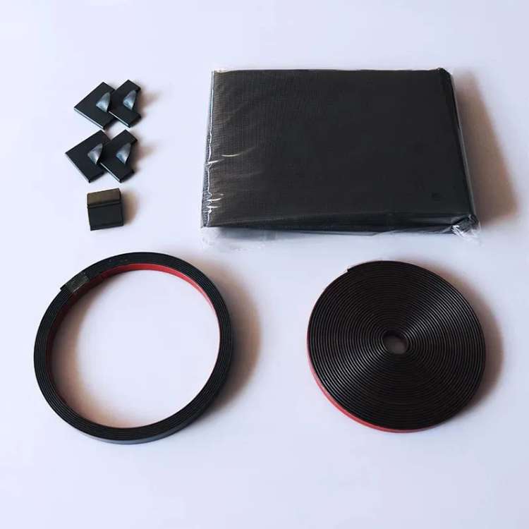 BreezeGuard — Magnetic Fly Screen | 50% OFF