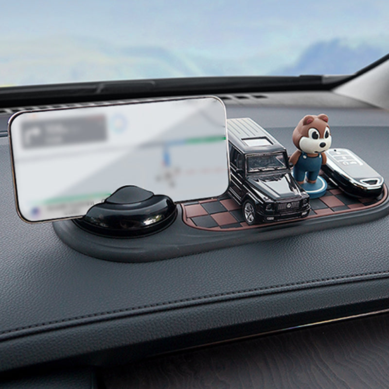 Figures for the Car Dashboard — Facilitate Access, Improve Control