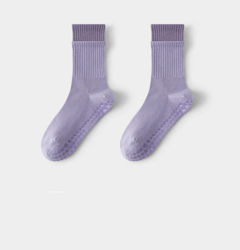 Amelia — Pilates Grip Socks Made of Breathable Cotton Blend Fabric