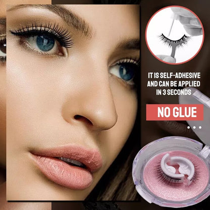 LumiLuxe Eyelashes — Effortless Glamour and Confidence