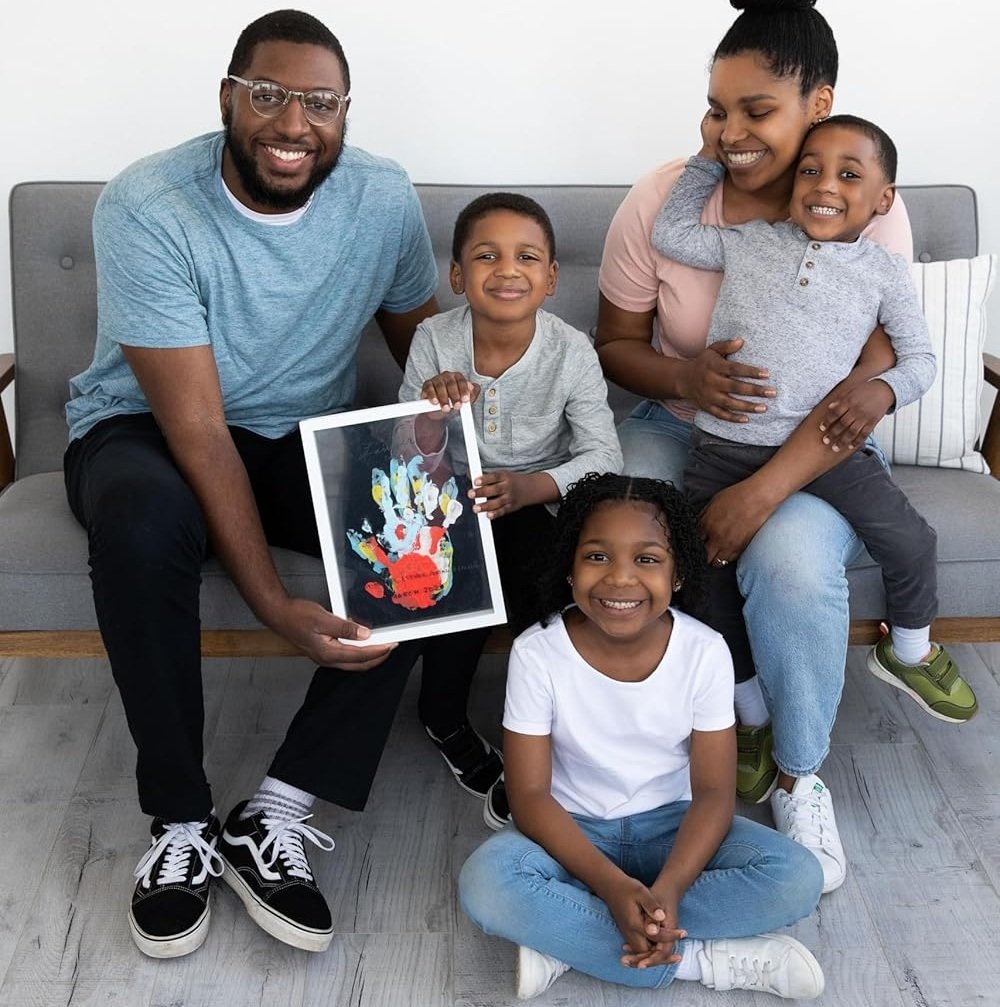 Family Handprint Memory – Eternal Love Depicted