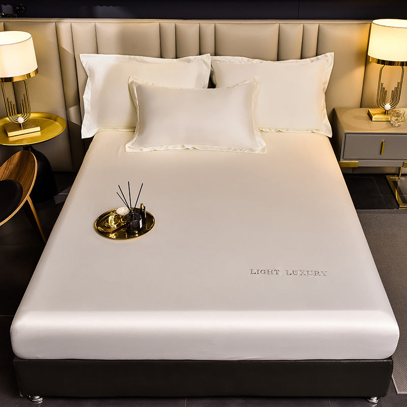 Silky Smooth Satin Bedding — Sleep Cool, Feel Luxurious