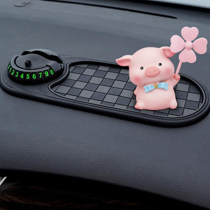 Figures for the Car Dashboard — Facilitate Access, Improve Control