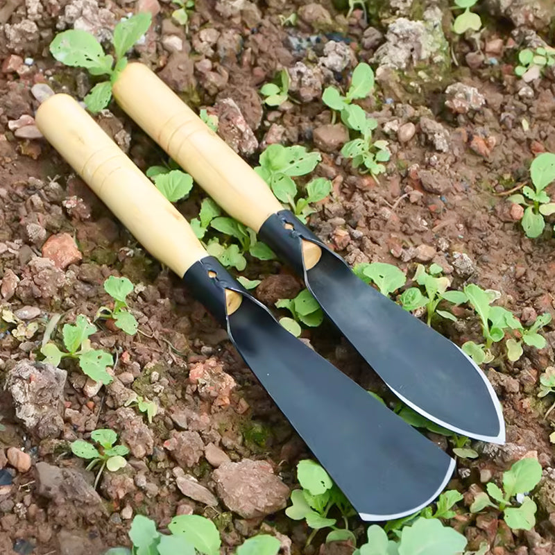 Spade with Wooden Handle Made of Manganese Steel — Effortless Precision Power